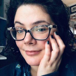 Meet your Posher, Melissa